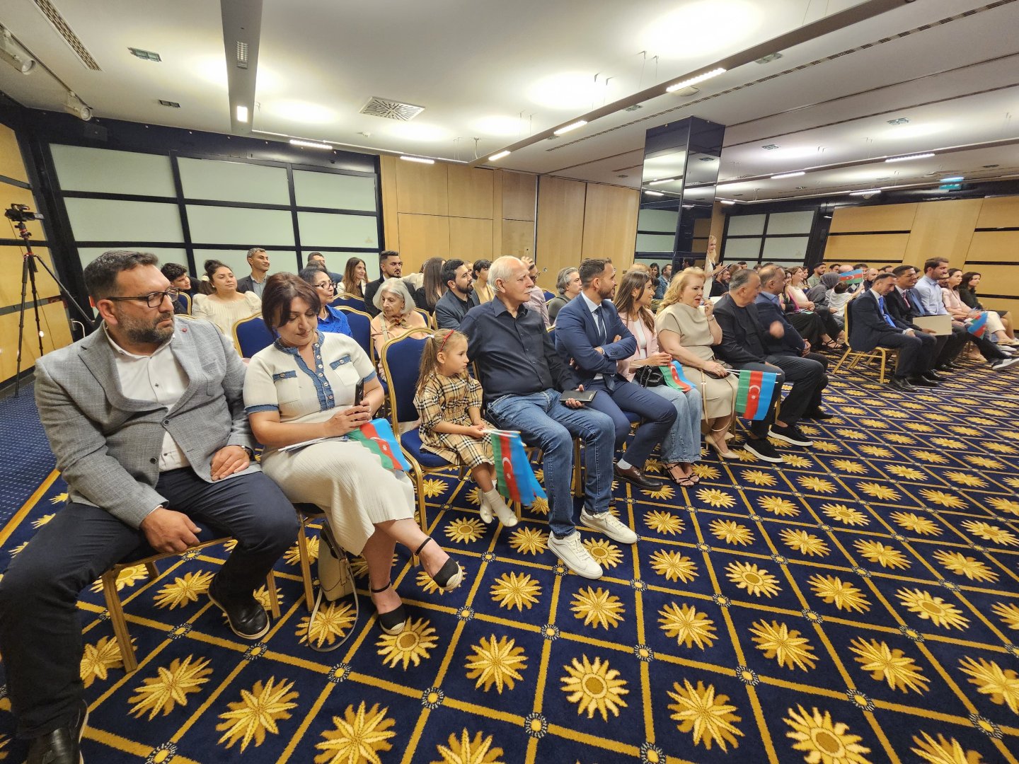 Azerbaijani diaspora meets in Luxembourg to take stock of achievements (PHOTO)