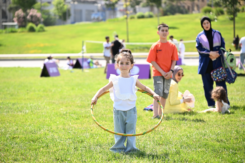 Children's festival held in Heydar Aliyev Center park (PHOTO)