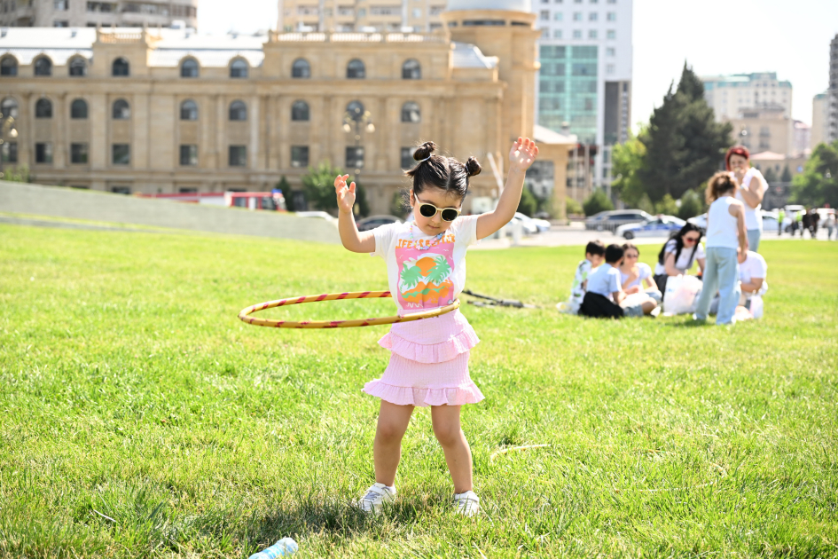 Children's festival held in Heydar Aliyev Center park (PHOTO)