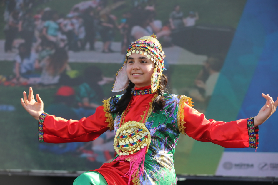 Children's festival held in Heydar Aliyev Center park (PHOTO)