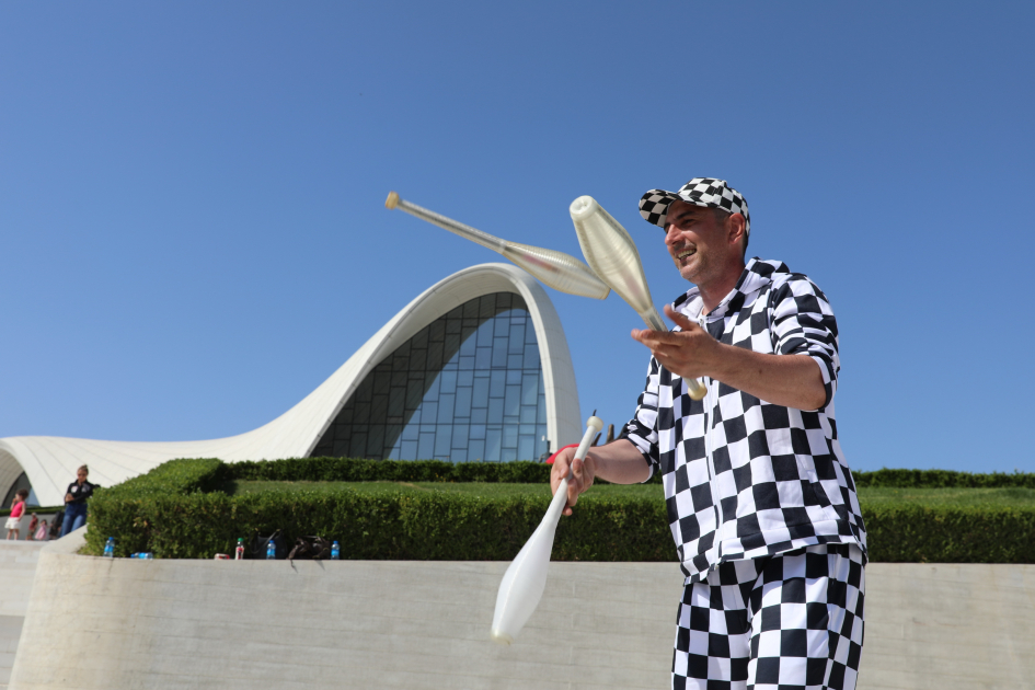 Children's festival held in Heydar Aliyev Center park (PHOTO)