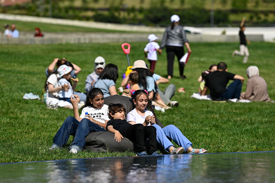 Children's festival held in Heydar Aliyev Center park (PHOTO)