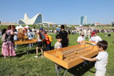 Children's festival held in Heydar Aliyev Center park (PHOTO)