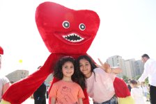 Children's festival held in Heydar Aliyev Center park (PHOTO)