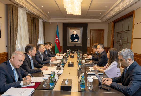 Azerbaijan, ADB concentrate on transport network upgrades via strategic corridors (PHOTO)