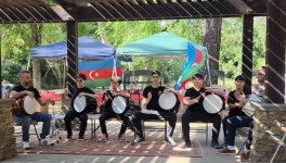 Azerbaijani diaspora holds car rally in California, US (PHOTO)