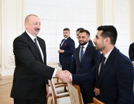 President Ilham Aliyev receives members of Azerbaijan national team, winners of minifootball World Cup (PHOTO/VIDEO)