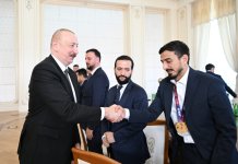 President Ilham Aliyev receives members of Azerbaijan national team, winners of minifootball World Cup (PHOTO/VIDEO)