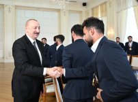 President Ilham Aliyev receives members of Azerbaijan national team, winners of minifootball World Cup (PHOTO/VIDEO)