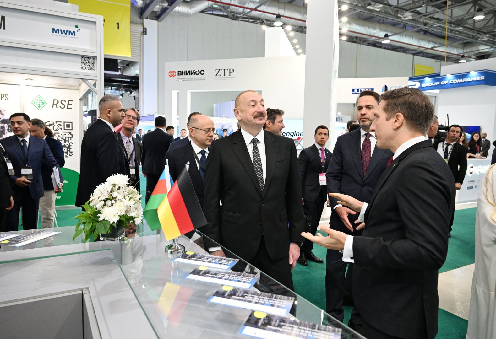 President Ilham Aliyev addresses official opening of 30th Caspian Oil and Gas Exhibition, 13th Caspian Power Exhibition, and 30th Baku Energy Forum (PHOTO/VIDEO)