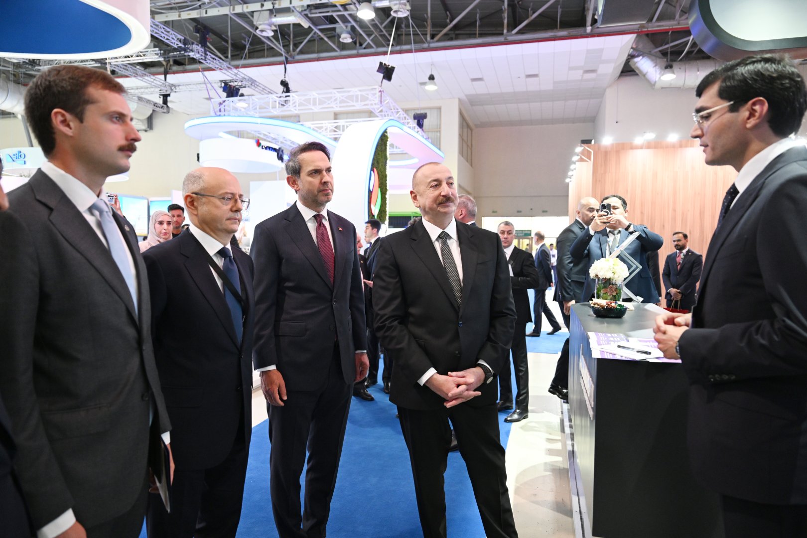 President Ilham Aliyev addresses official opening of 30th Caspian Oil and Gas Exhibition, 13th Caspian Power Exhibition, and 30th Baku Energy Forum (PHOTO/VIDEO)