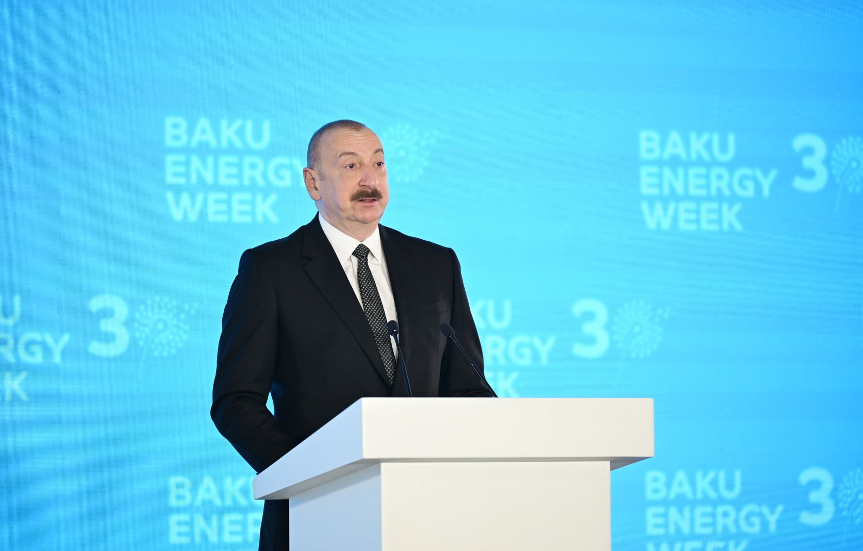 President Ilham Aliyev addresses official opening of 30th Caspian Oil and Gas Exhibition, 13th Caspian Power Exhibition, and 30th Baku Energy Forum (PHOTO/VIDEO)