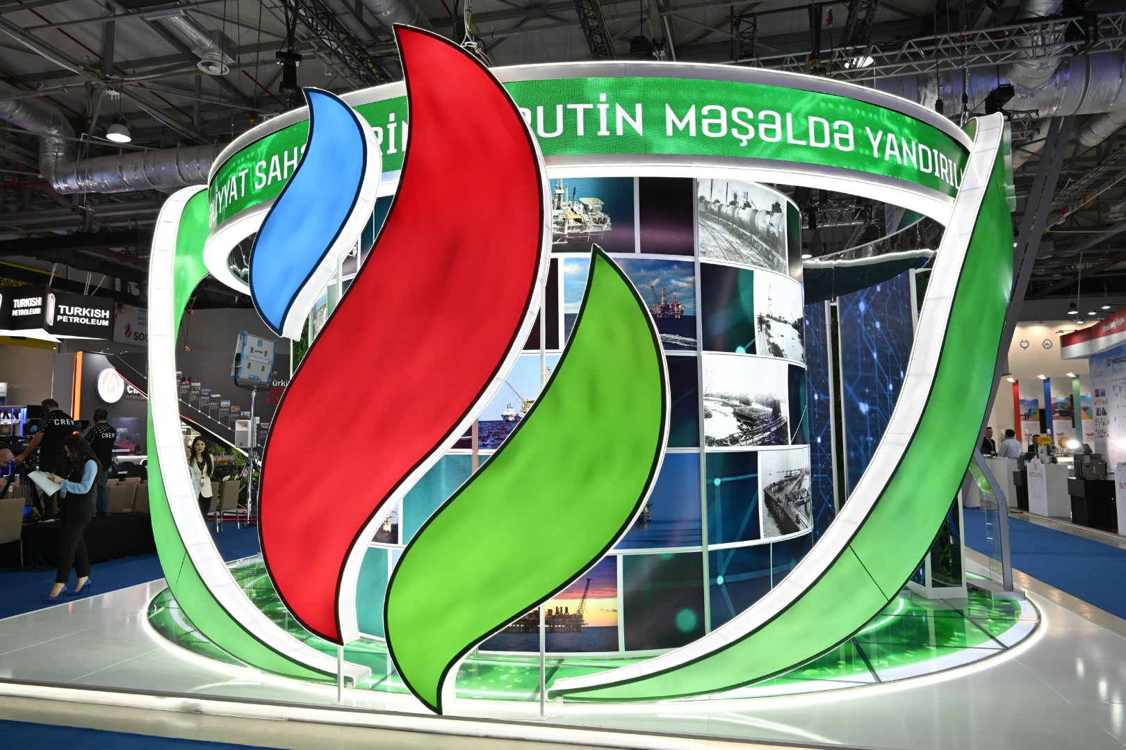 President Ilham Aliyev addresses official opening of 30th Caspian Oil and Gas Exhibition, 13th Caspian Power Exhibition, and 30th Baku Energy Forum (PHOTO/VIDEO)