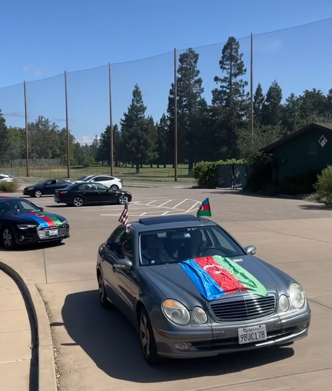 Azerbaijani diaspora holds car rally in California, US (PHOTO)