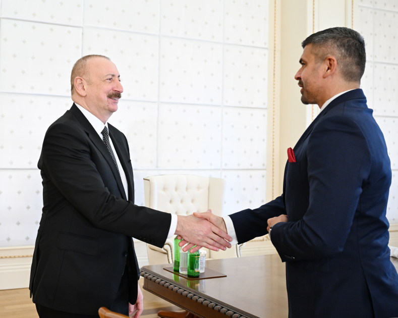 President Ilham Aliyev receives members of Azerbaijan national team, winners of minifootball World Cup (PHOTO/VIDEO)