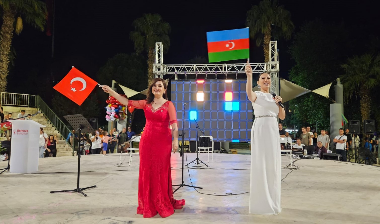 Türkiye's Izmir shines with vivid Azerbaijani culture at Independence Day concert (PHOTO)