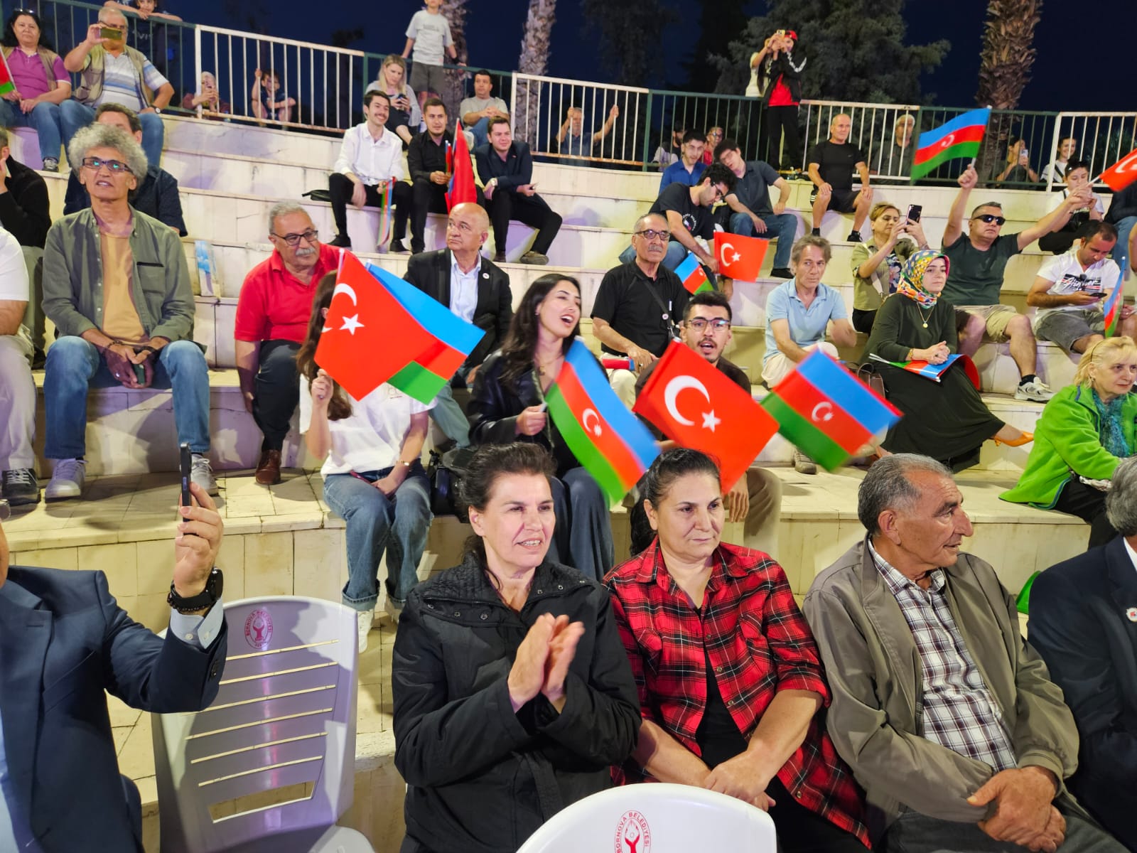 Türkiye's Izmir shines with vivid Azerbaijani culture at Independence Day concert (PHOTO)