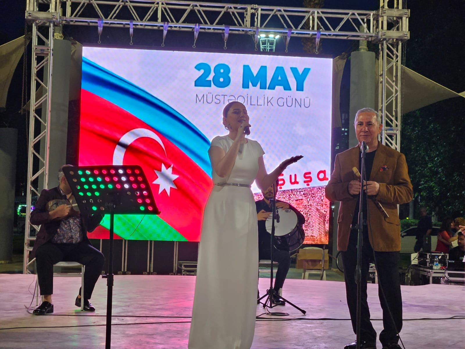 Türkiye's Izmir shines with vivid Azerbaijani culture at Independence Day concert (PHOTO)