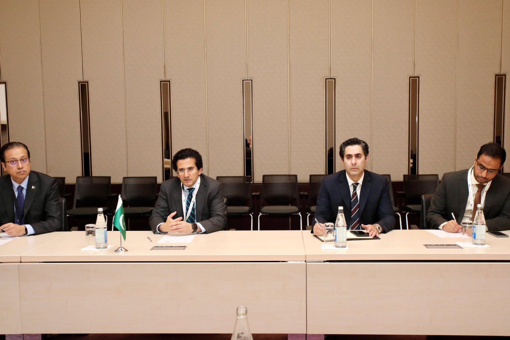 Azerbaijan, Pakistan set sights on expanding energy cooperation (PHOTO)