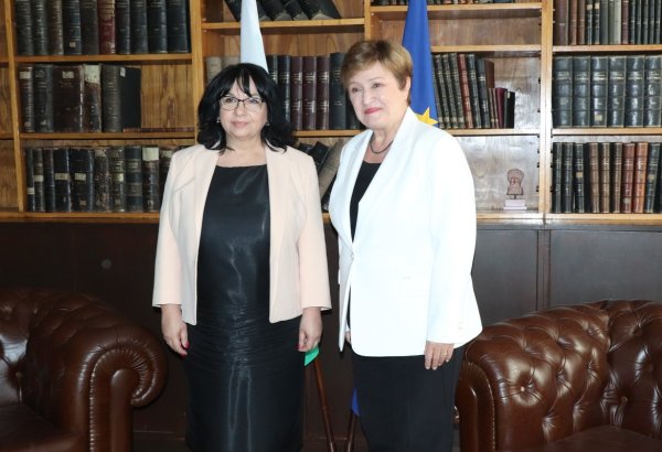 Bulgaria hits jackpot with IMF support for currency switcheroo