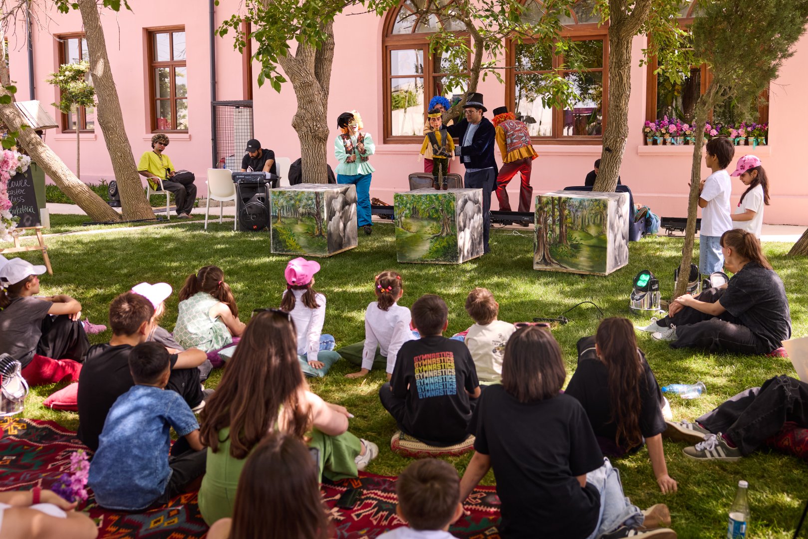 Spring festival “Force of Love” held in Baku (PHOTO)