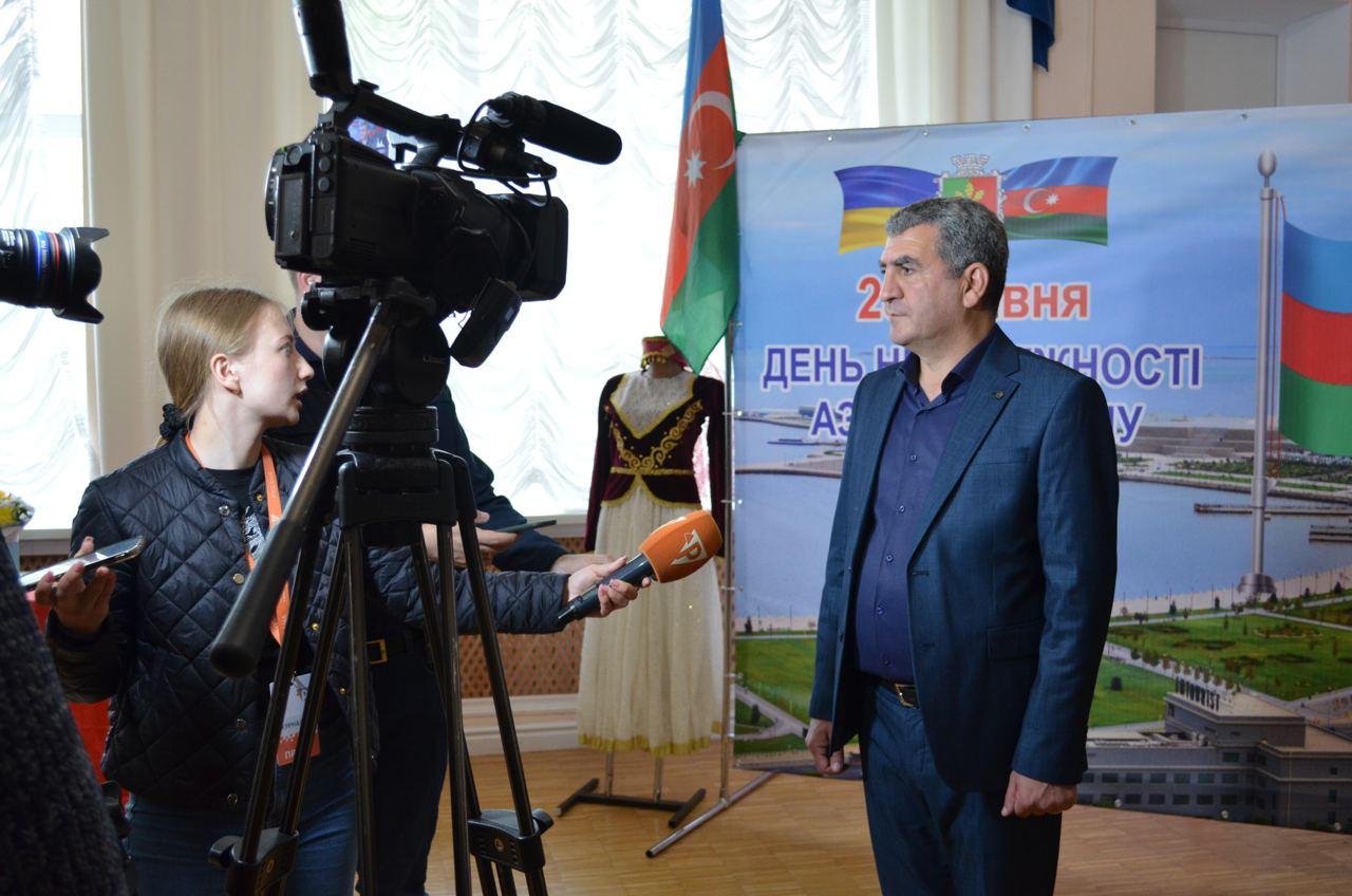 Ukrainian city celebrates Azerbaijani Independence Day with cultural program (PHOTO)