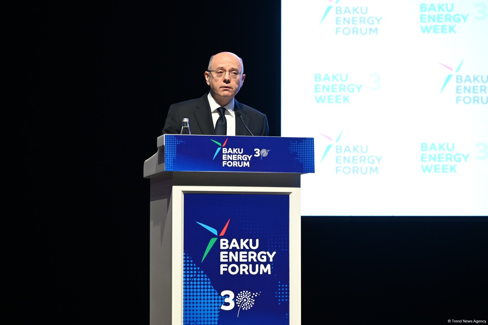 Caspian-Black Sea-Europe Green Energy Corridor project feasibility study at final stage - official