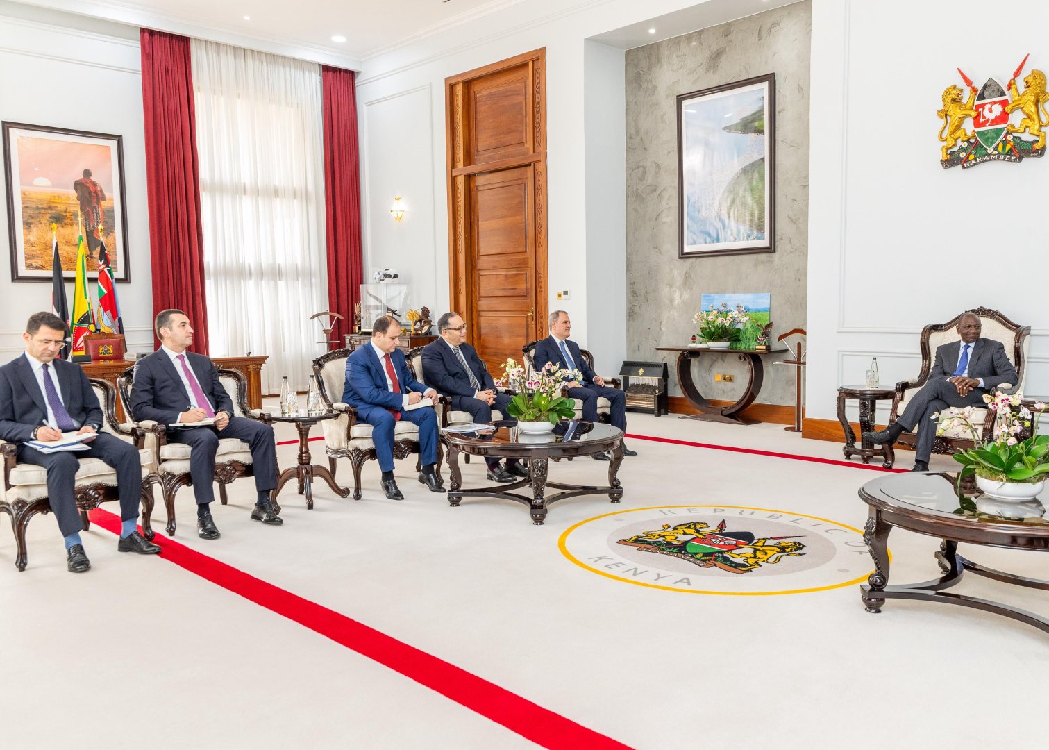 Azerbaijan, Kenya focus on partnership for energy and mineral resources (PHOTO)