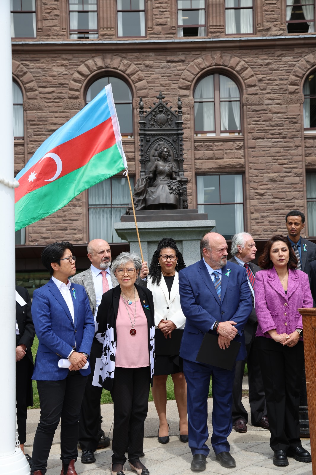 Ontario Legislative Assembly raises Azerbaijani flag in honor of independence day (PHOTO)