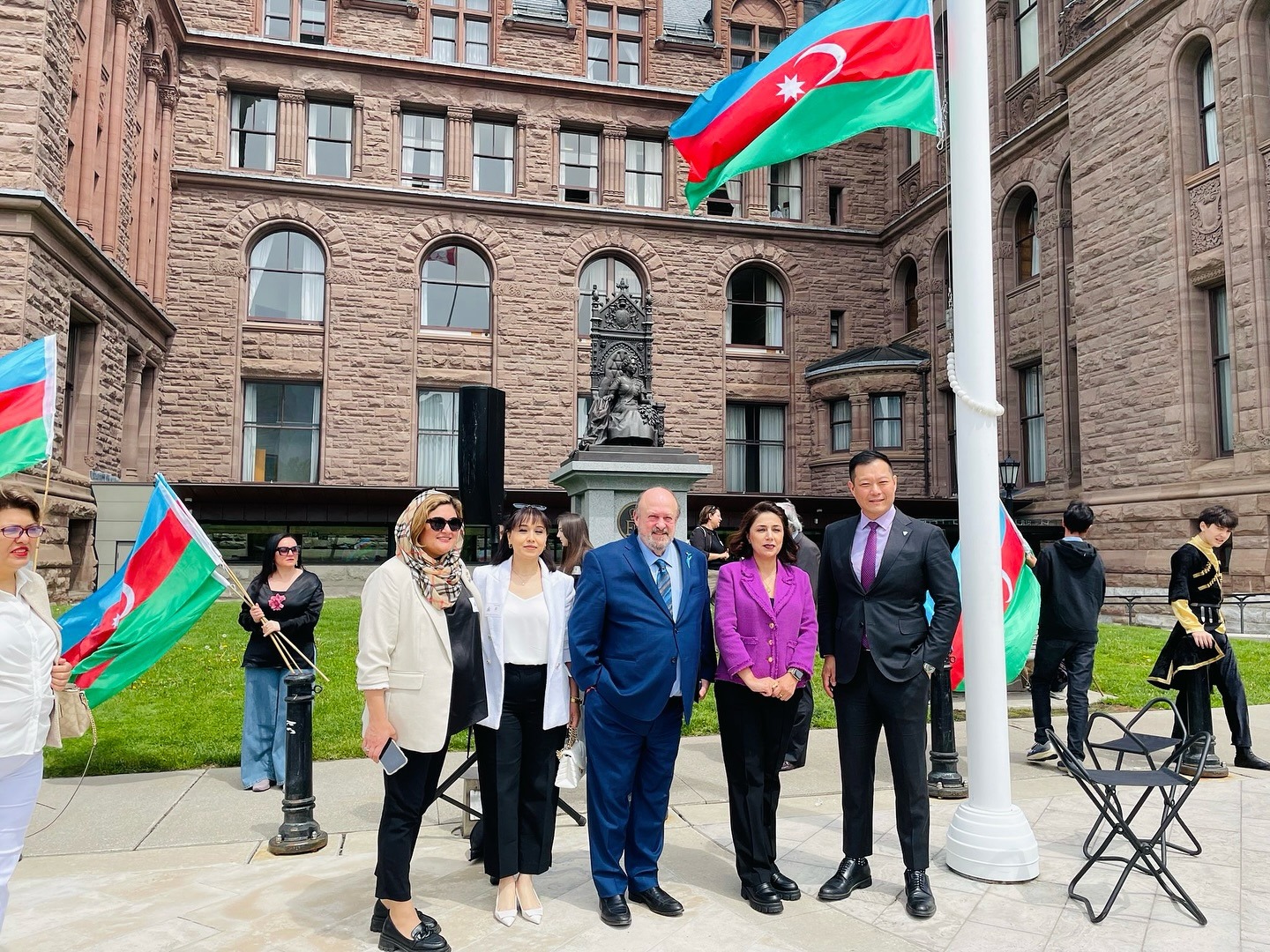 Ontario Legislative Assembly raises Azerbaijani flag in honor of independence day (PHOTO)