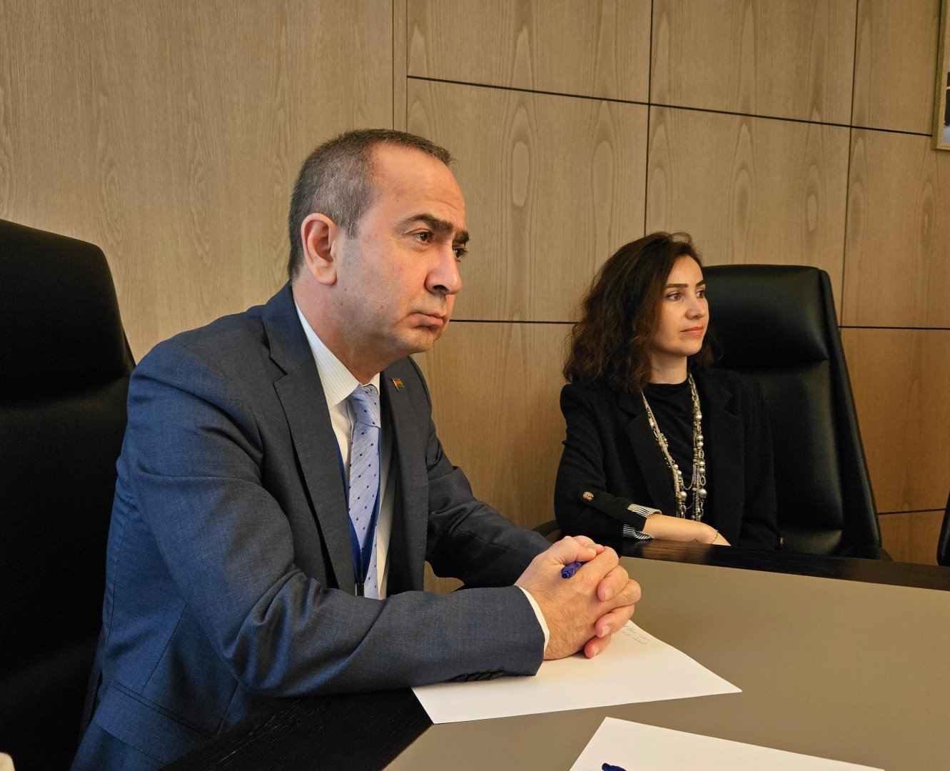 Azerbaijani Committee Chair meets with diaspora leaders in Belgium (PHOTO)