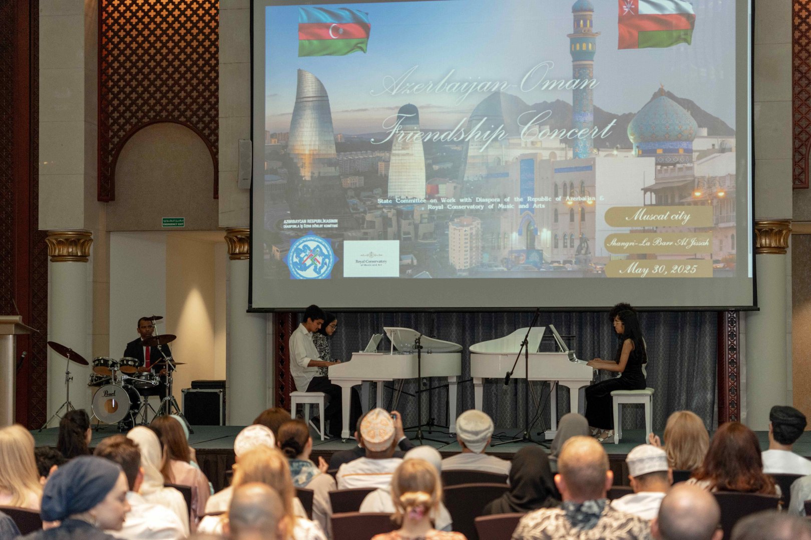 Muscat’s stage lights up with Azerbaijan-Oman friendship concert (PHOTO)