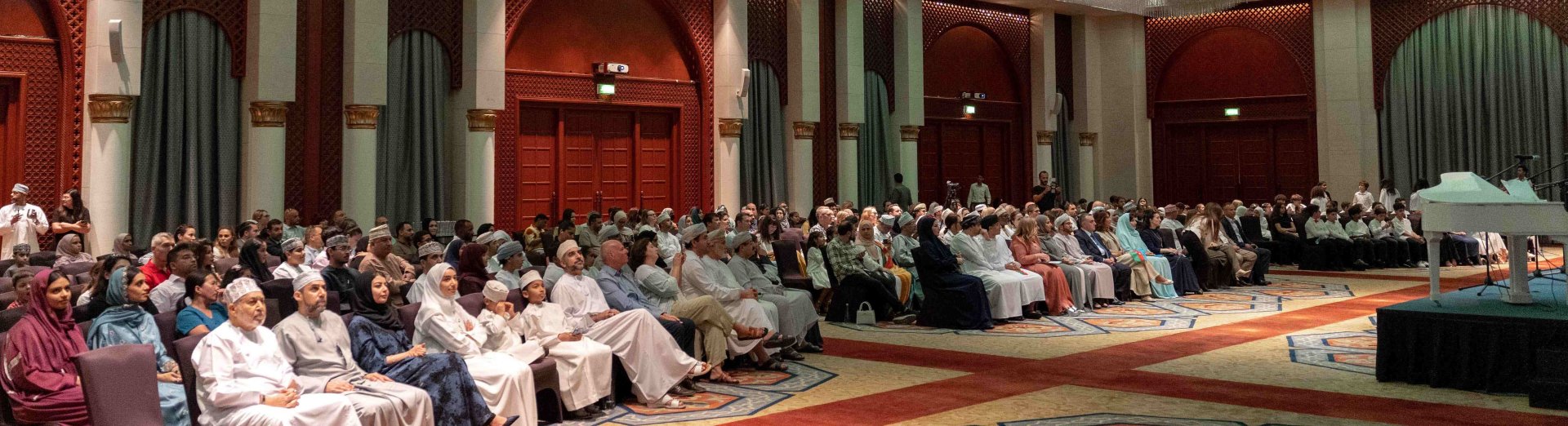 Muscat’s stage lights up with Azerbaijan-Oman friendship concert (PHOTO)