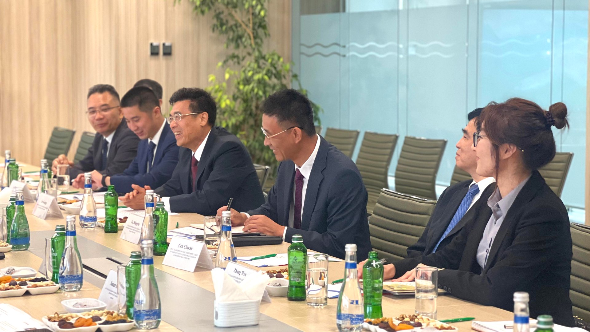 Chinese delegation familiarizes itself with multimodal capabilities of Baku port (PHOTO)