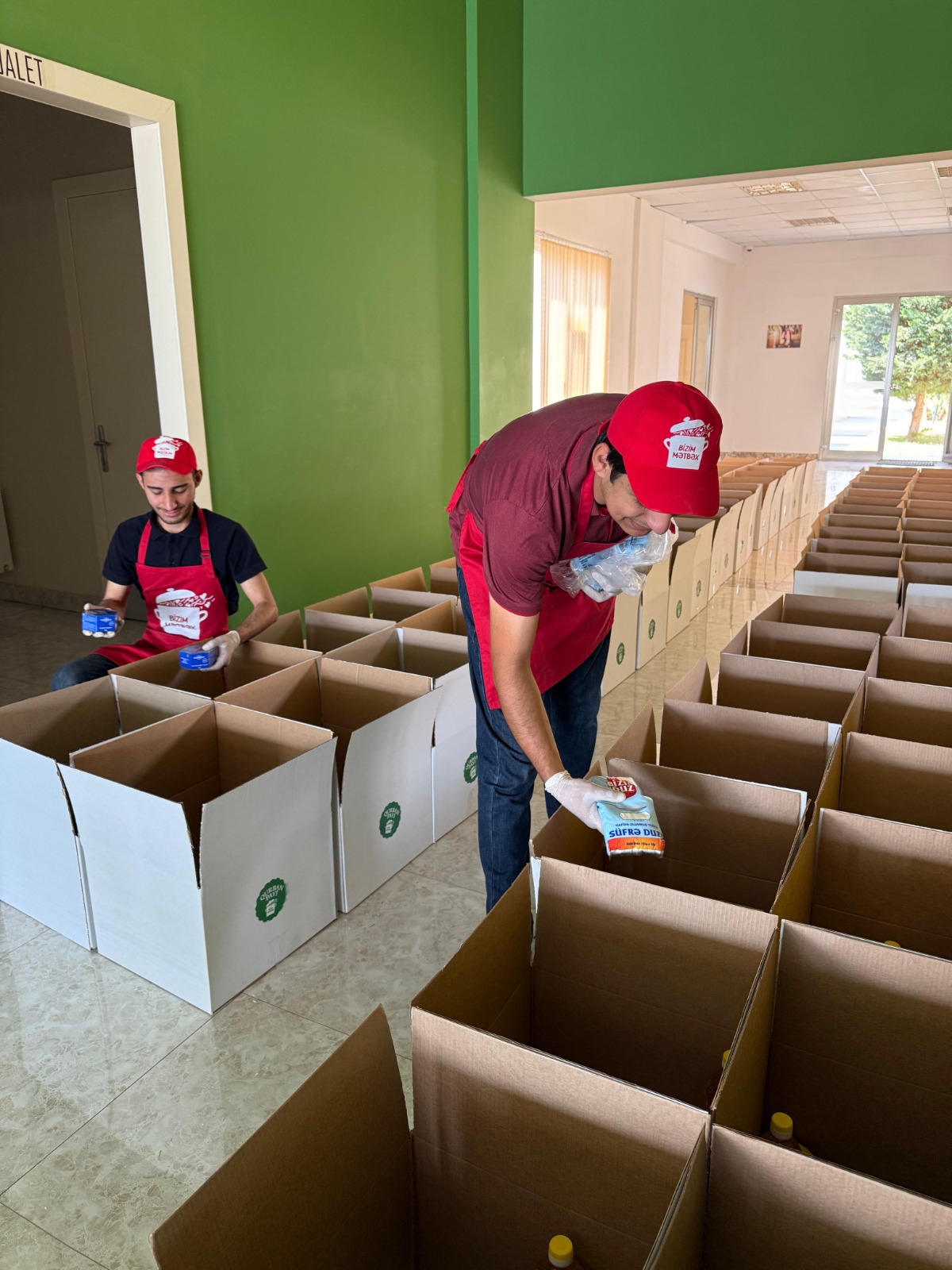 Delivery of Eid al-Adha food to families continues at the initiative of Heydar Aliyev Foundation VP Leyla Aliyeva (PHOTO)