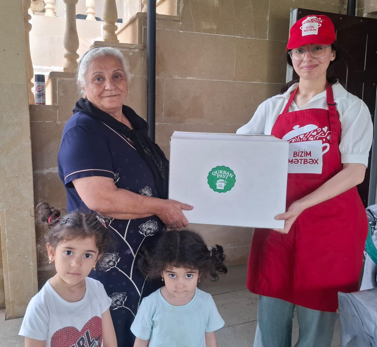 Delivery of Eid al-Adha food to families continues at the initiative of Heydar Aliyev Foundation VP Leyla Aliyeva (PHOTO)