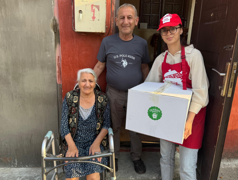 Sacrificial meat distributed to families under Heydar Aliyev Foundation VP Leyla Aliyeva’s initiative (PHOTO)