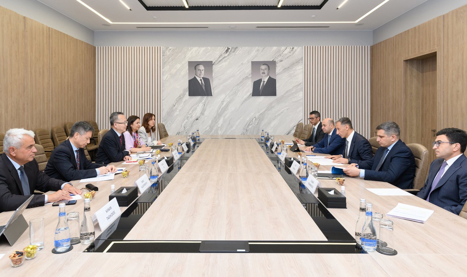 ADB supports Azerbaijan's efforts in promoting Middle Corridor dev't, VP Yang says