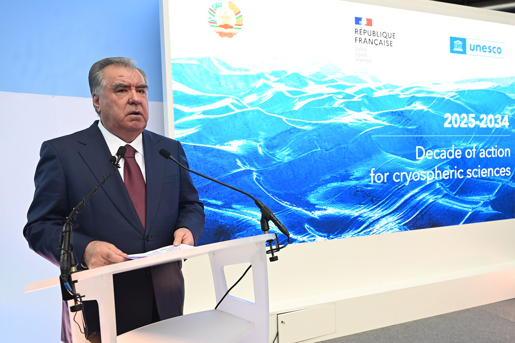 Tajikistan plans to set Regional Coordination Center for Glaciology in its Dushanbe
