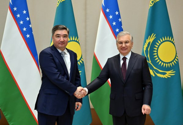 Uzbekistan, Kazakhstan discuss further dev't and strengthening of strategic co-op