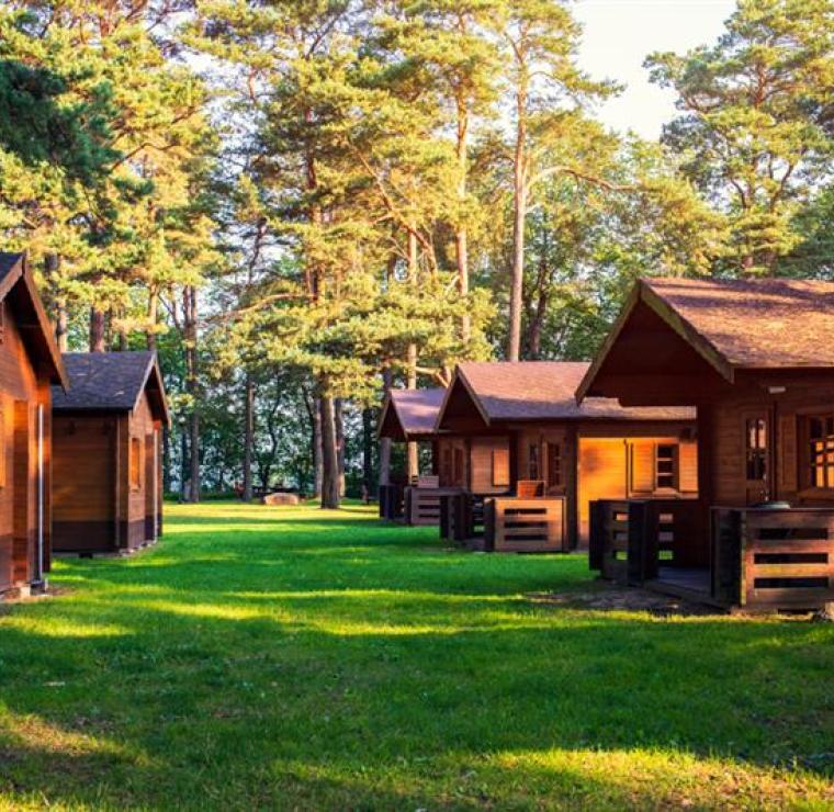 Estonia's tourism sector shows steady climb in April 2025