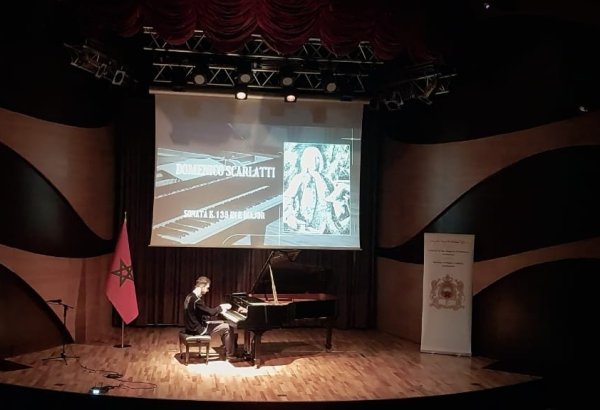 Moroccan pianist graces Baku stage for Int'l Day of Dialogue among Civilizations (PHOTO)