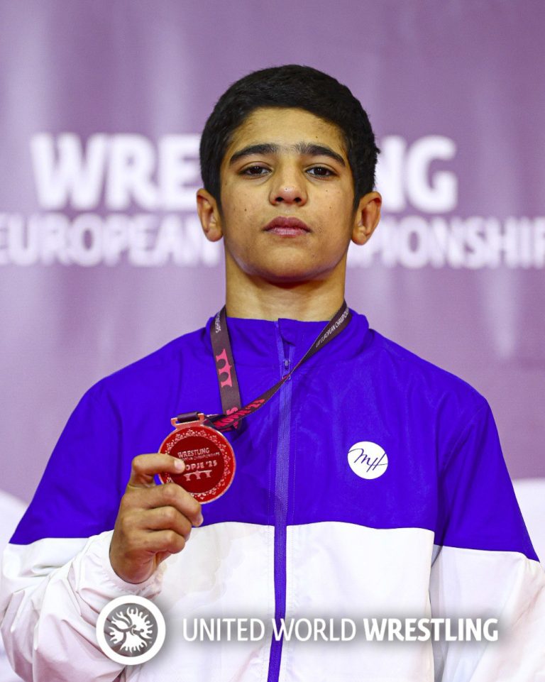 Azerbaijani wrestlers finish European Championship with five medals (PHOTO)
