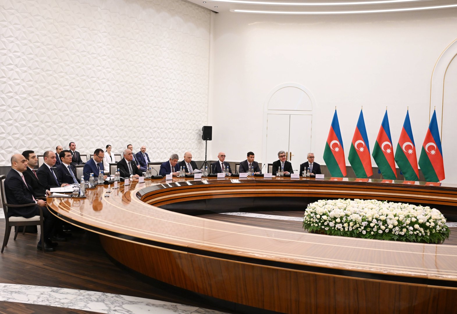 Tashkent hosts key meeting between Azerbaijani and Uzbek PMs (PHOTO)