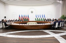 Tashkent hosts key meeting between Azerbaijani and Uzbek PMs (PHOTO)