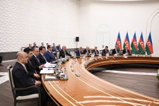 Tashkent hosts key meeting between Azerbaijani and Uzbek PMs (PHOTO)