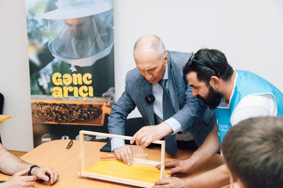 Initiated by VP of Heydar Aliyev Foundation, Leyla Aliyeva, training phase of “Young beekeeper” project concludes in Khizi district (PHOTO)