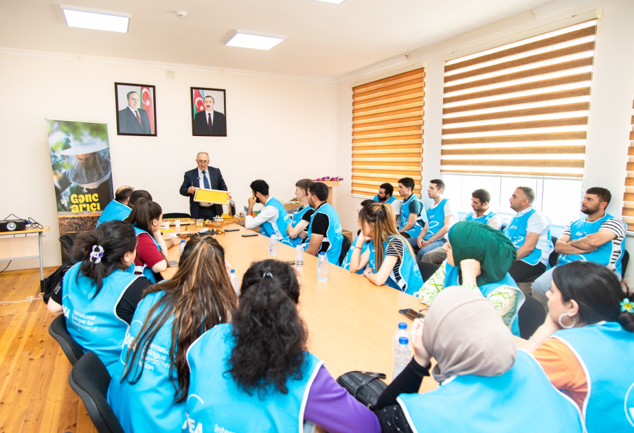 Initiated by VP of Heydar Aliyev Foundation, Leyla Aliyeva, training phase of “Young beekeeper” project concludes in Khizi district (PHOTO)