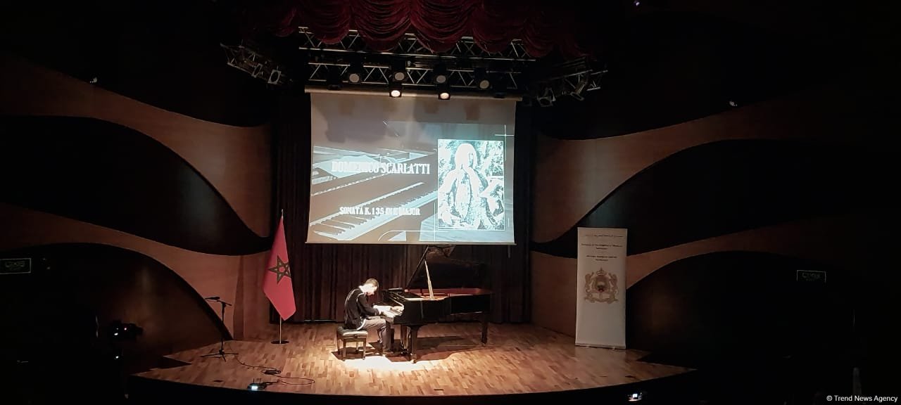 Moroccan pianist graces Baku stage for Int'l Day of Dialogue among Civilizations (PHOTO)