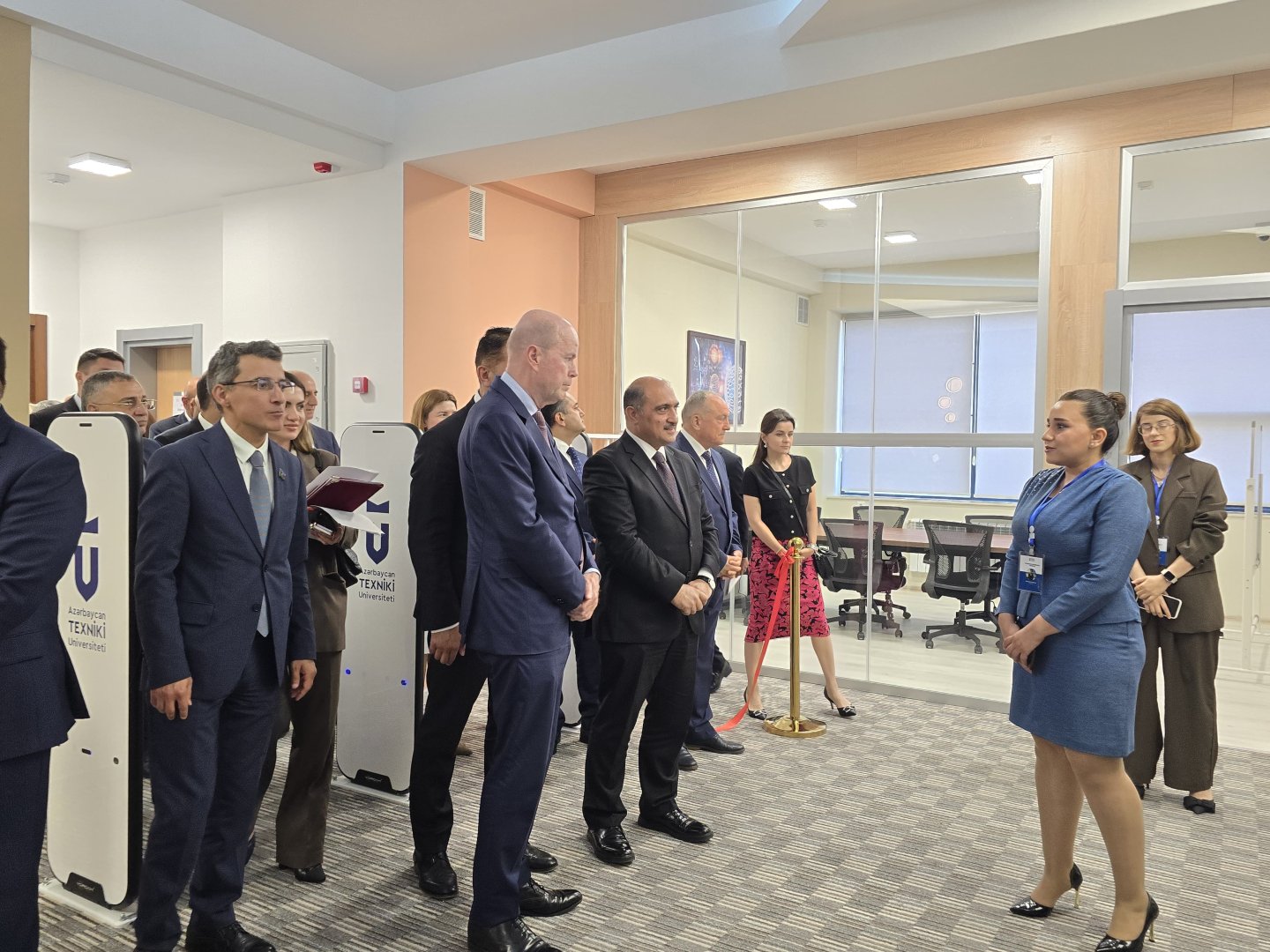 bp unveils modern digital library at AzTU as part of social investment initiative (PHOTO)